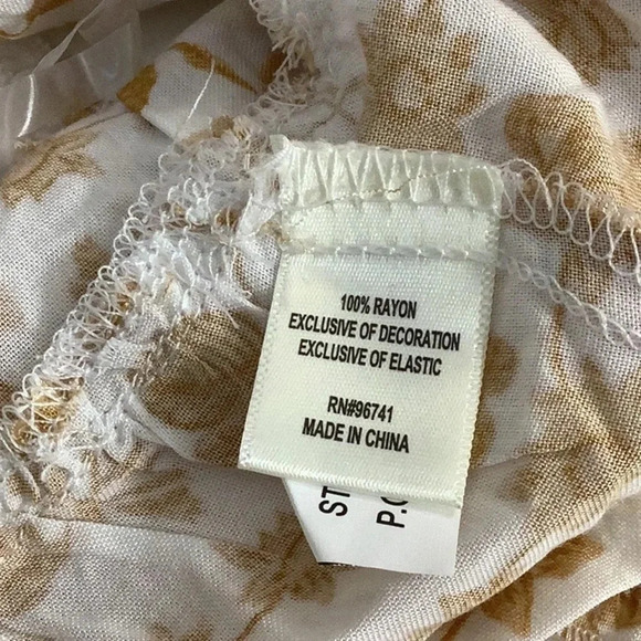 Self Esteem Size XL Flowers & Leaves Design Smocked Crop Top New With Tags - Picture 7 of 7